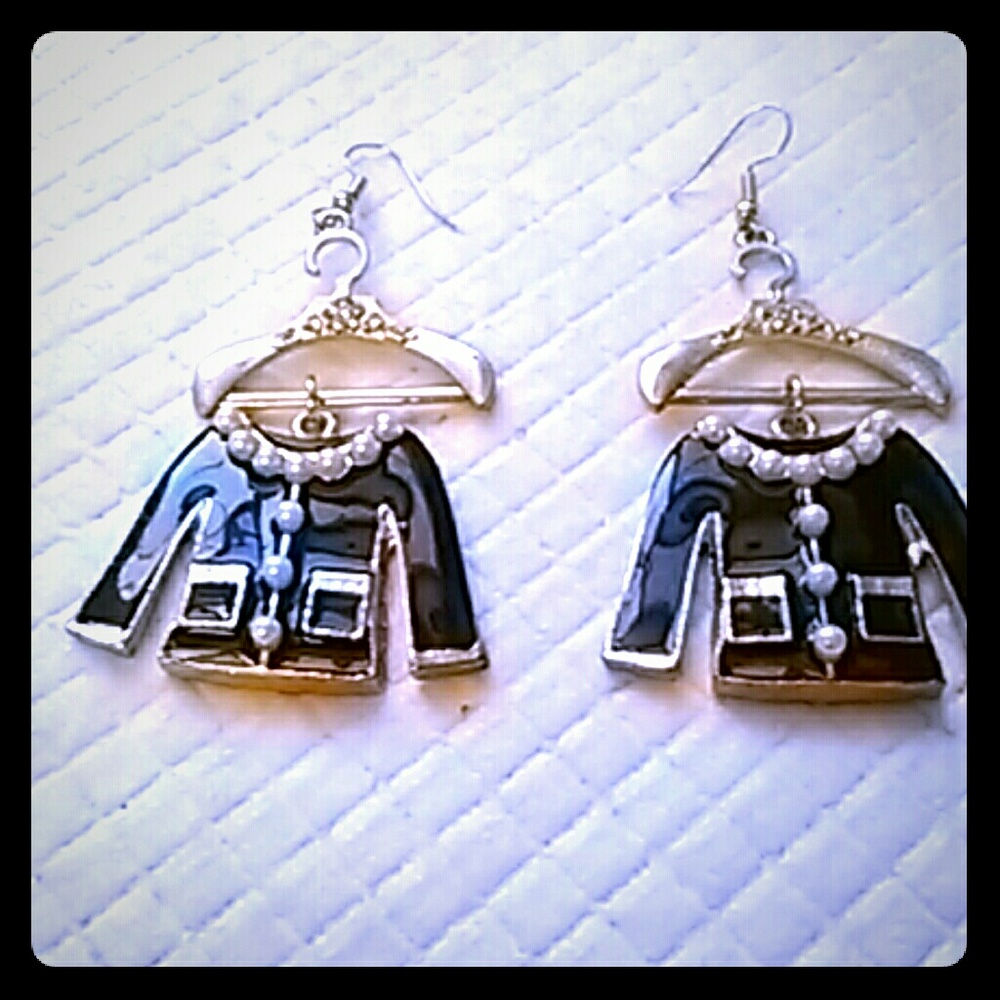 Ladies earrings